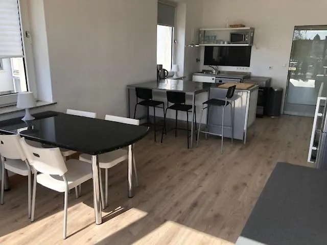Studio B - Sunny City Business Apartment With Roof-Top Terrace For 2-4 Guests Düsseldorf
