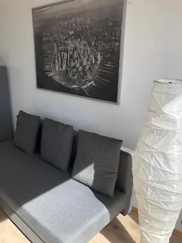 Studio B - Sunny City Business Apartment With Roof-Top Terrace For 2-4 Guests Düsseldorf