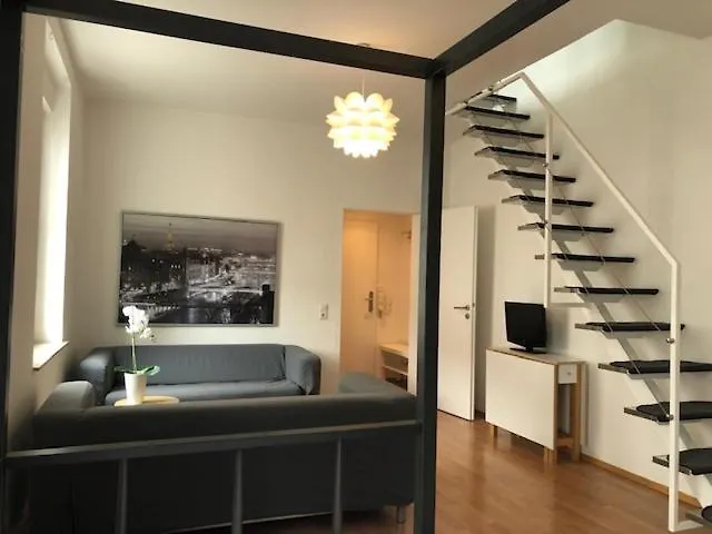 Studio B - Sunny City Business Apartment With Roof-Top Terrace For 2-4 Guests Düsseldorf