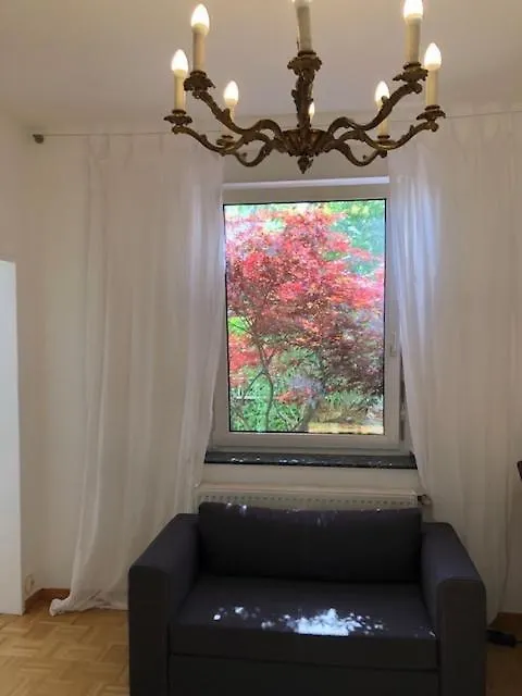 Studio B - Sunny City Business Apartment With Roof-Top Terrace For 2-4 Guests Dusseldorf Germany
